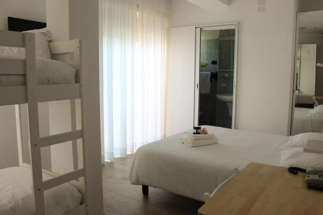 Hotel Venezuela Lido di Jesolo Esterno foto