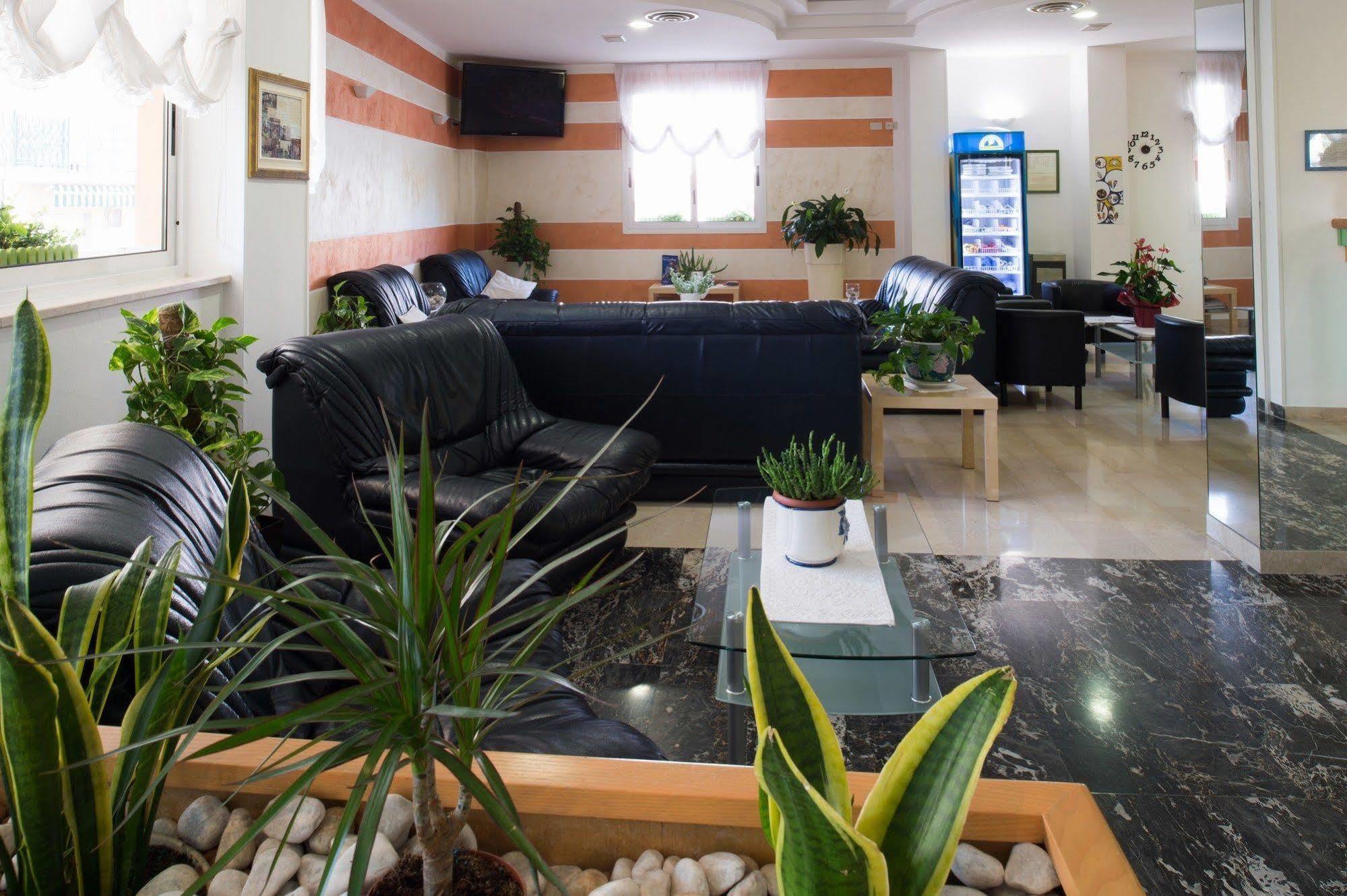 Hotel Venezuela Lido di Jesolo Esterno foto