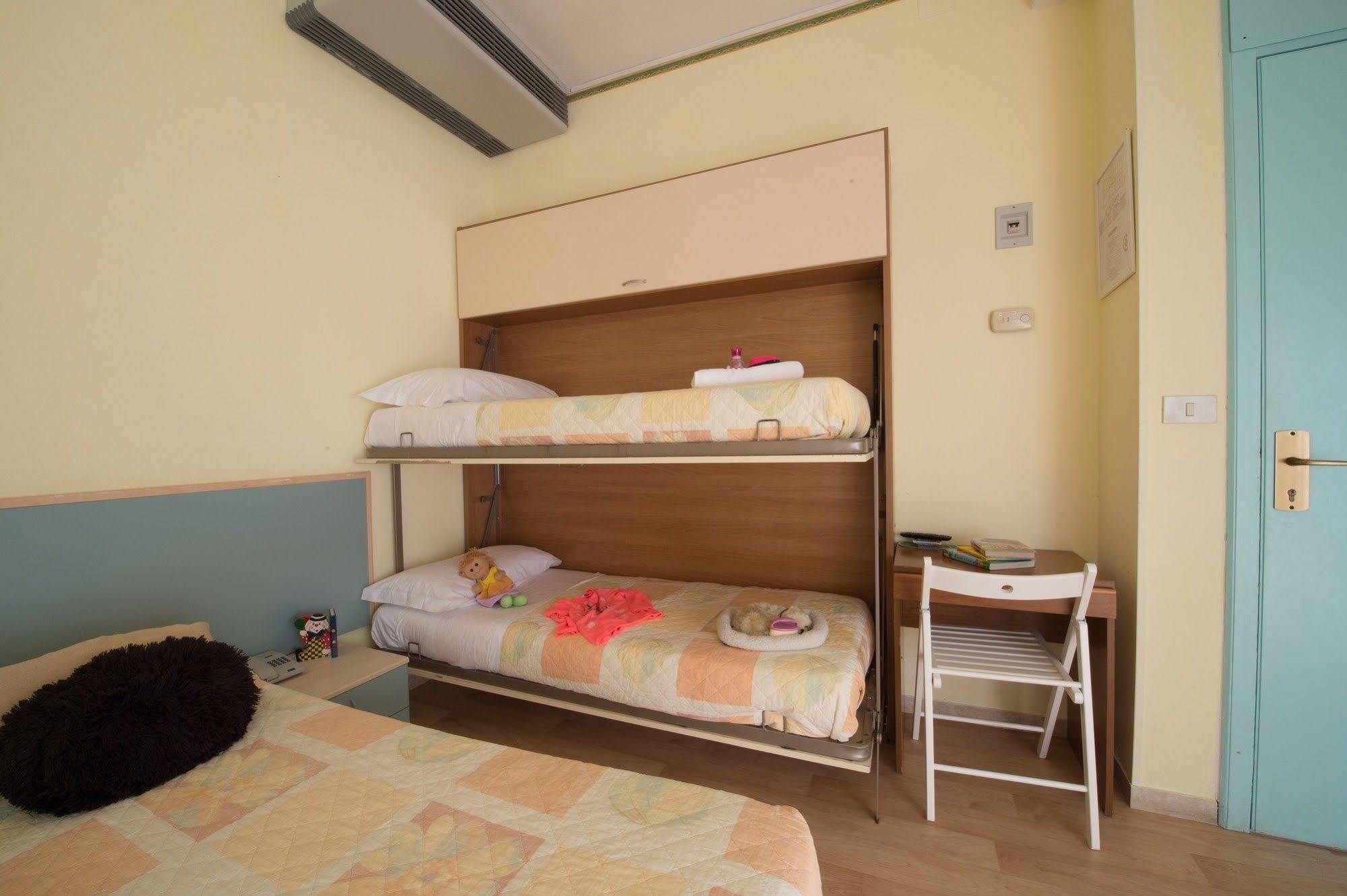 Hotel Venezuela Lido di Jesolo Esterno foto